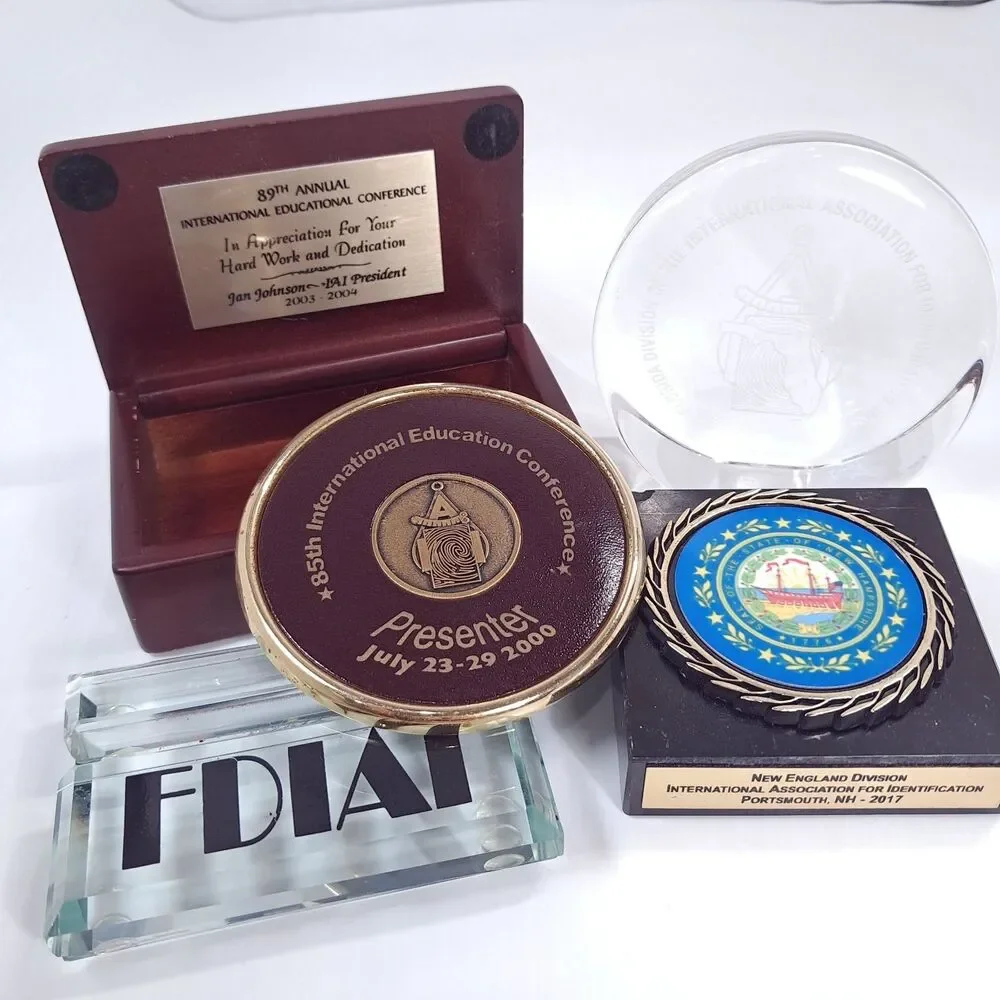International Association for Identification awards paperweight trophy FDIA Iset